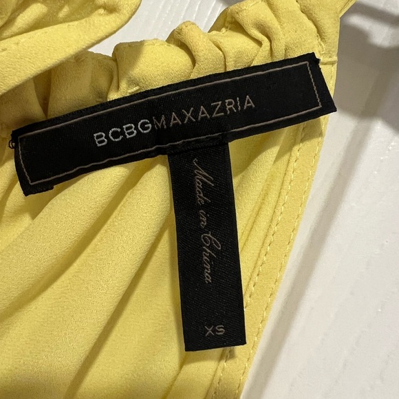 NEW BCBG MAX AZRIA CANARY CRISTINE WRAP-FRONT HALTER - Size: Xsmall - Picture 6 of 7